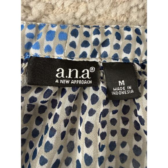 Ana A New Approach Size M Polka Dot V Neck Top Blue Short Sleeve Pullover - Picture 4 of 7